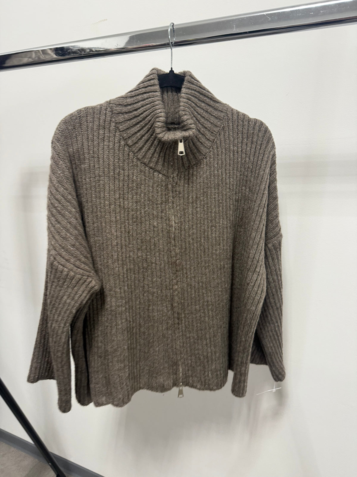 ZIPPER -8847- TAUPE - Sarahs Modeboutique
