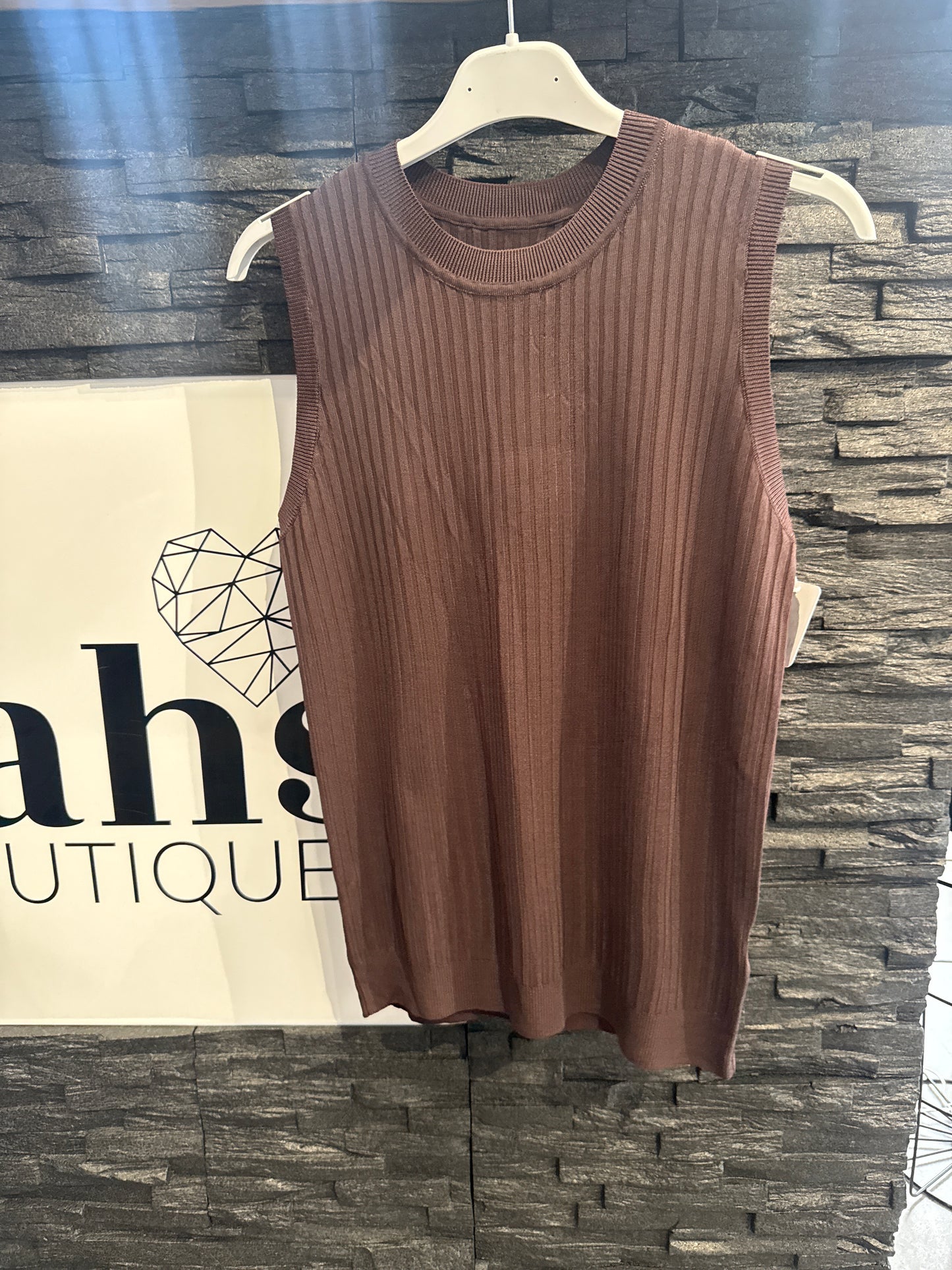 TOP -5555- BRAUN