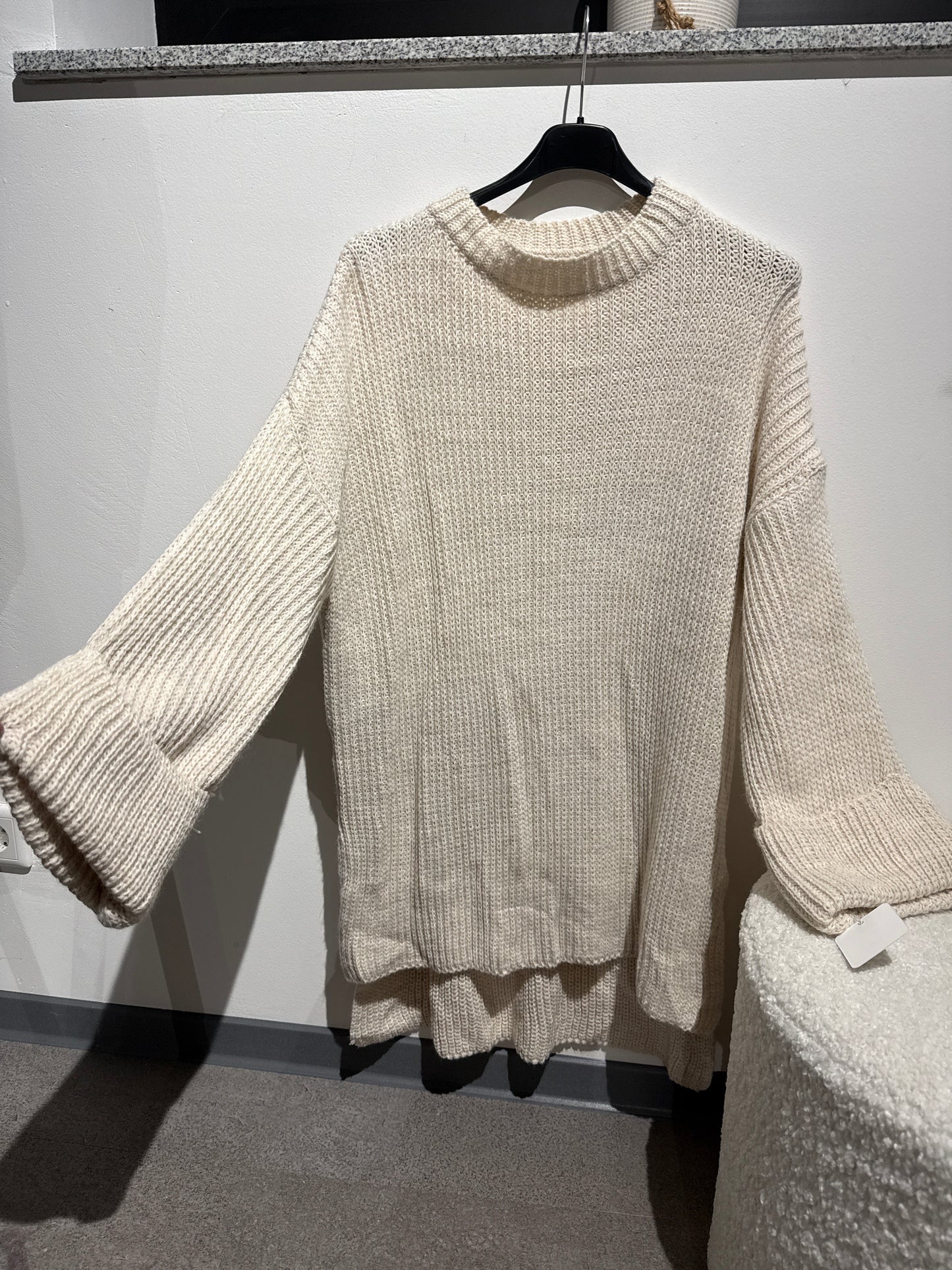 Schlitzpulli-1596- Creme
