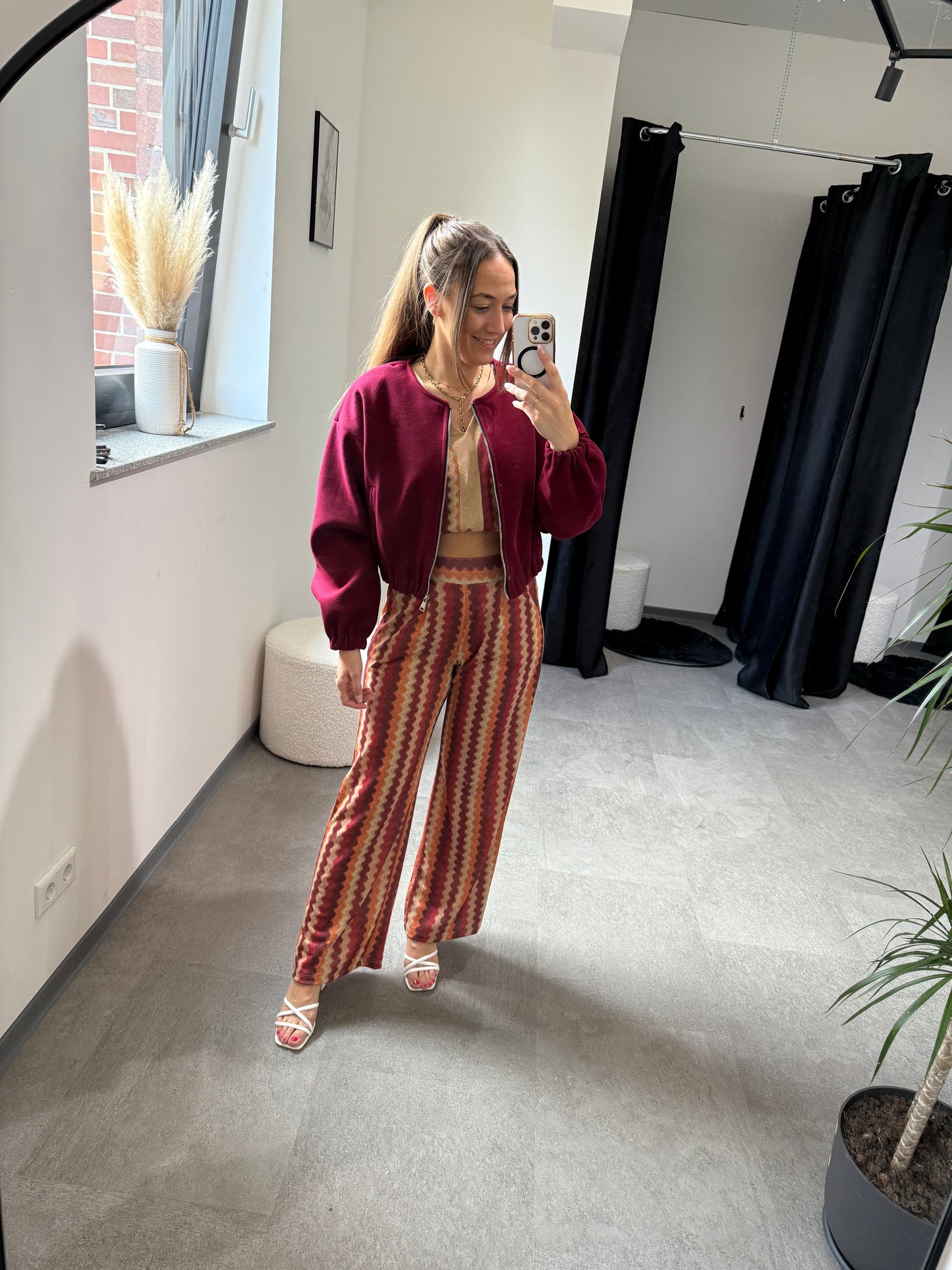 Hose -8091- Bordeaux
