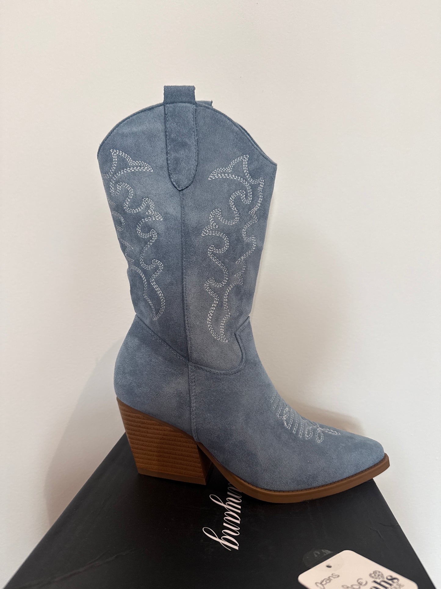 BOOTS JEANS
