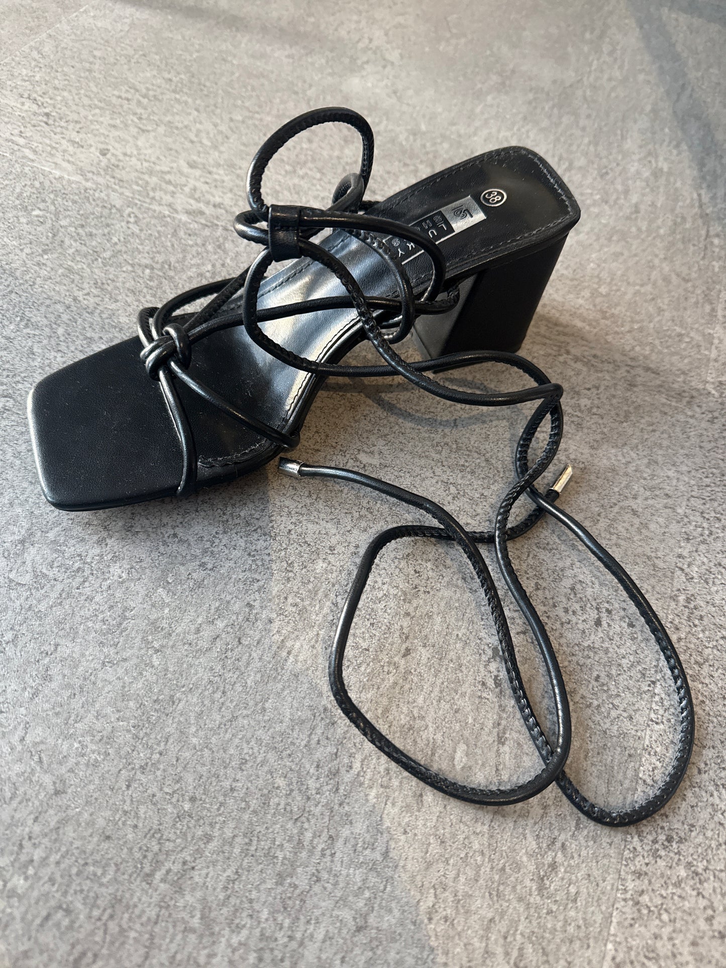 Schuh geschnürt -schwarz- - Sarahs Modeboutique