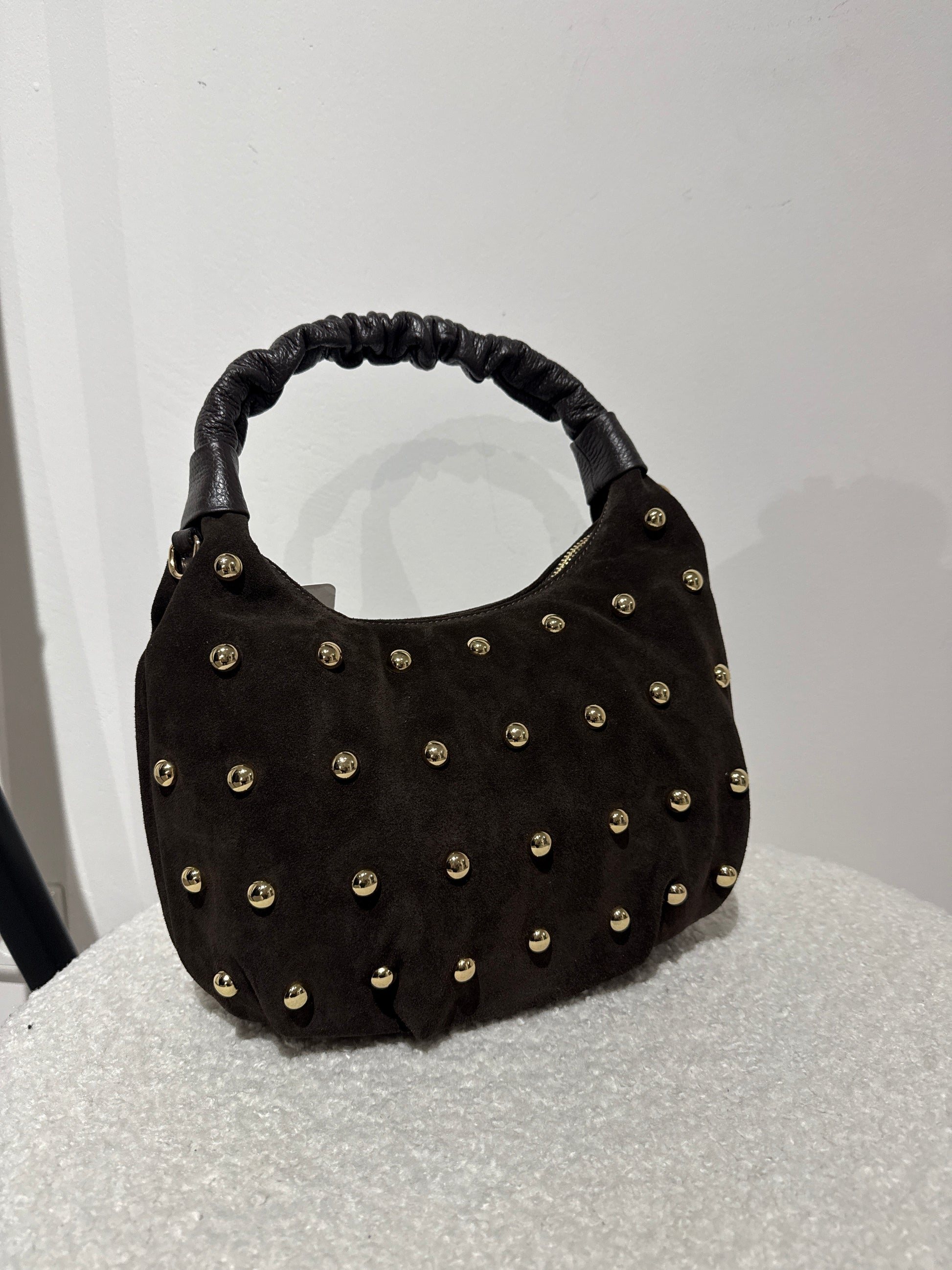 Tasche mit Nieten -9815- dunkelbraun - Sarahs Modeboutique