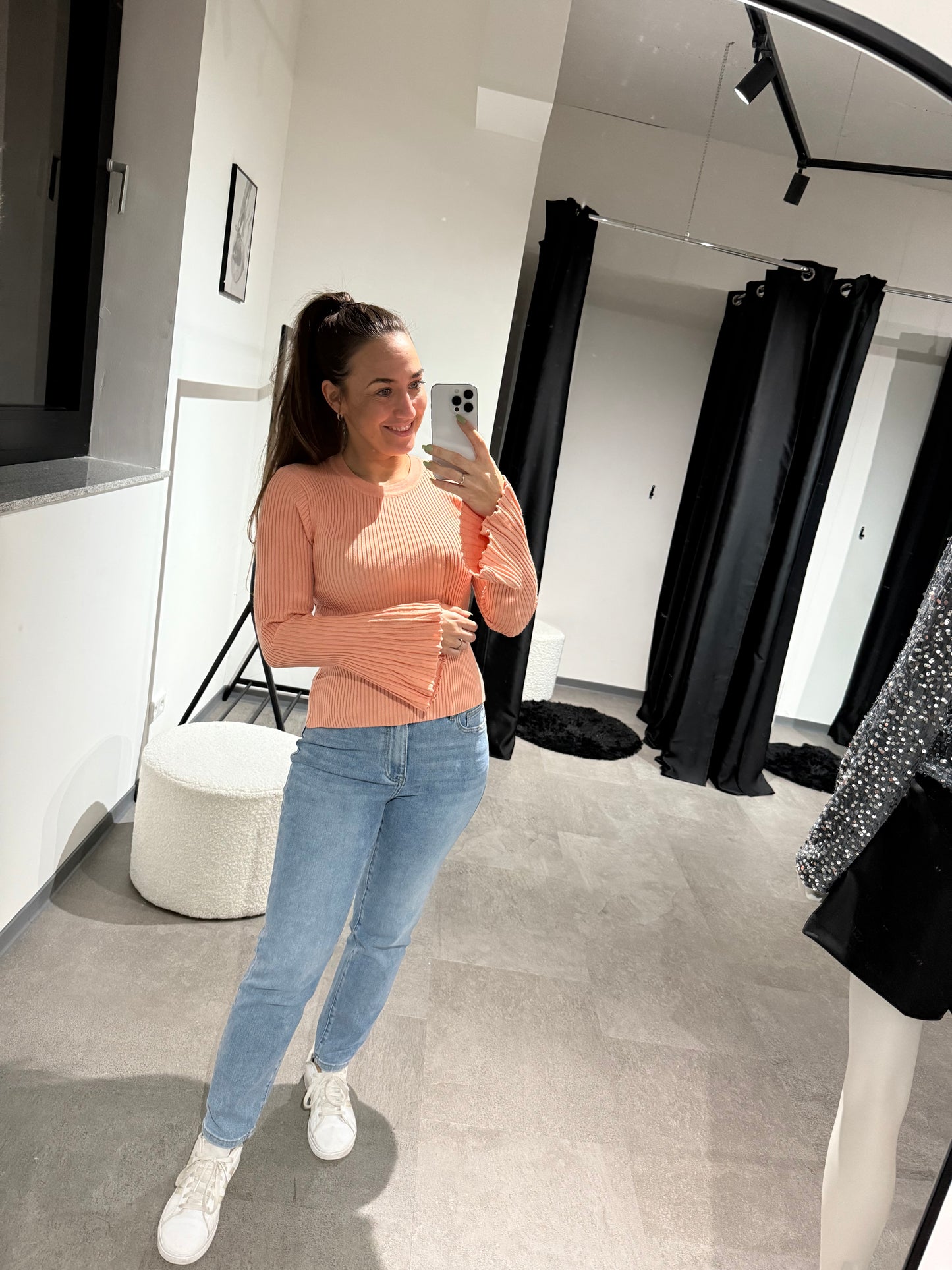 Basicshirt mit Trompetenärmel -6780- Aprico