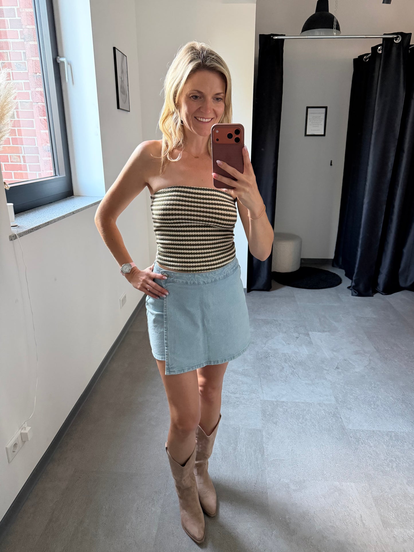 TRÄGERLOSES TOP -8999- KHAKI - Sarahs Modeboutique