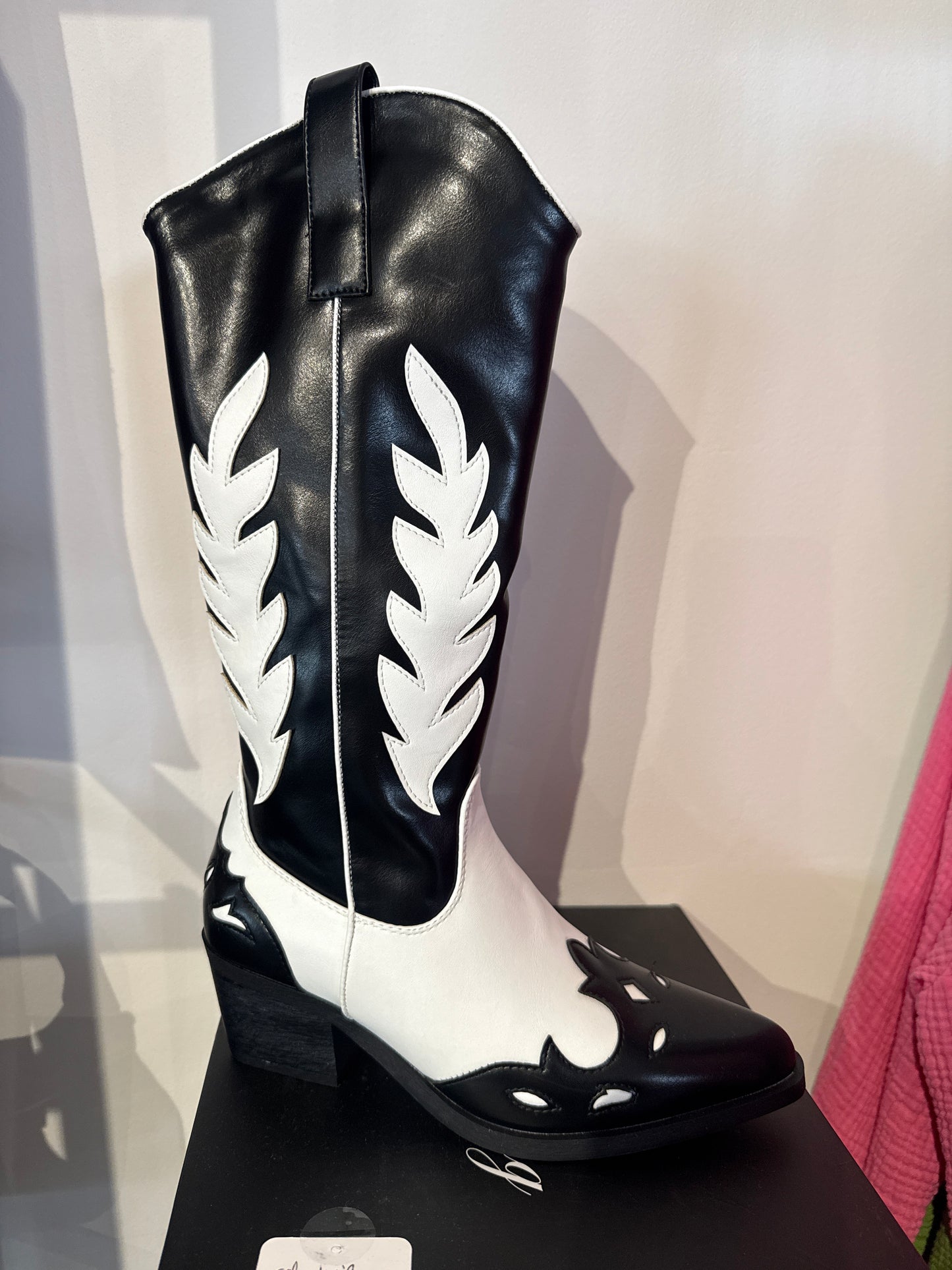 BOOTS SCHWARZ/WEISS