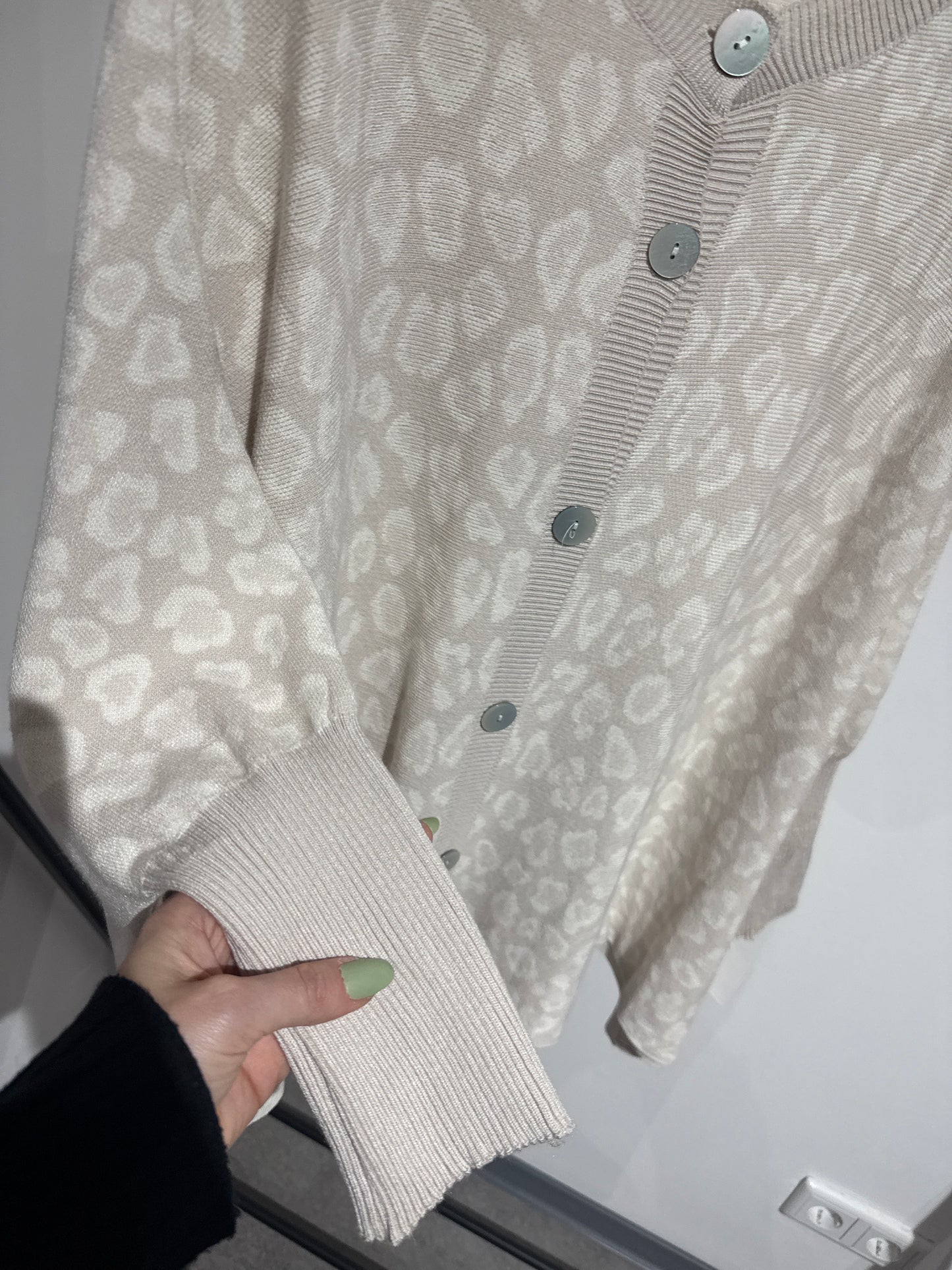 Leostrickjacke overzise -6672- hellcreme