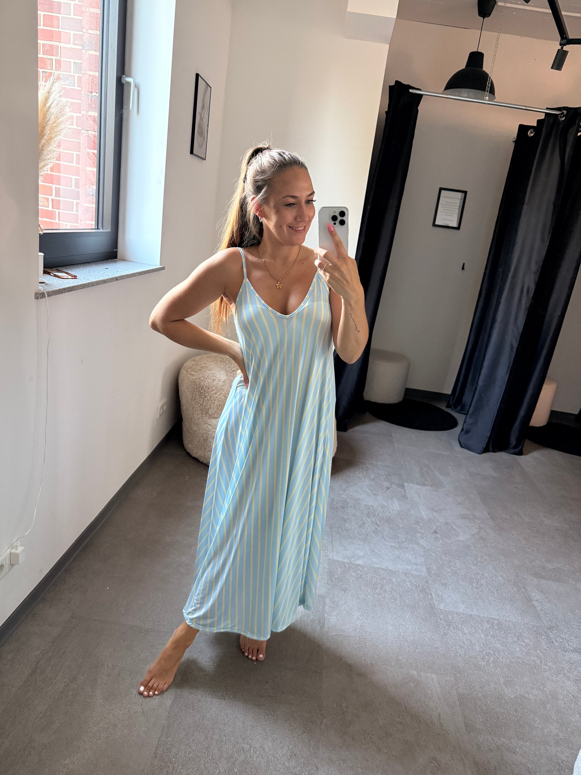 SOMMERKLEID -1269- BLAU - Sarahs Modeboutique