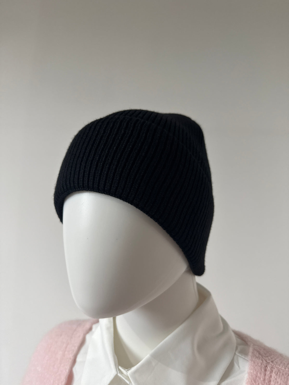 Mütze -1811- Schwarz - Sarahs Modeboutique