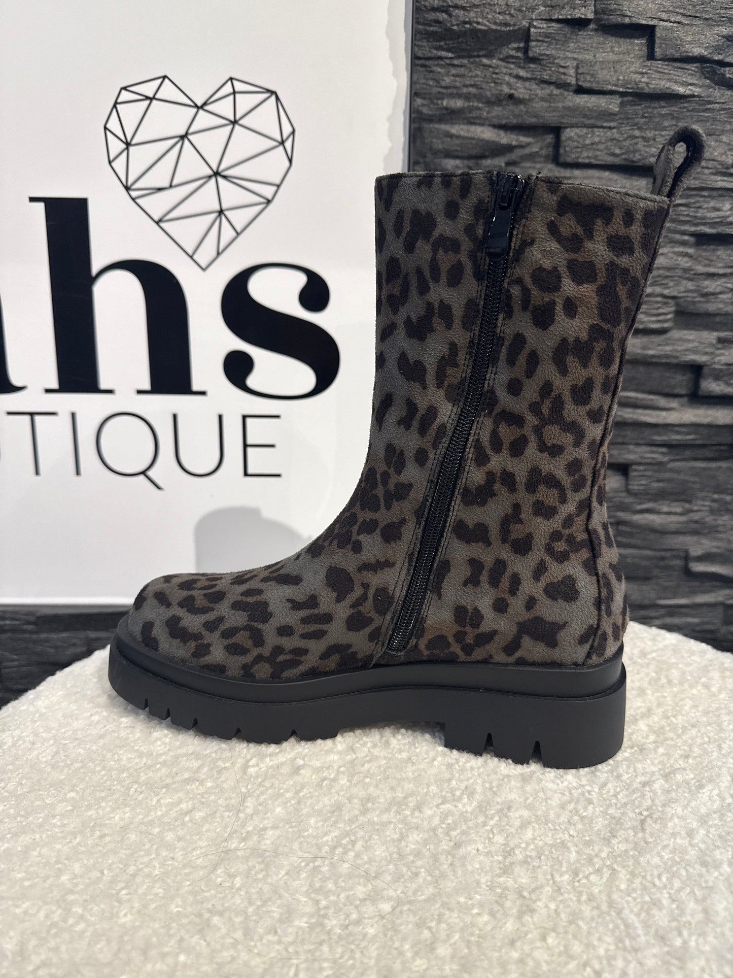 Leo Boot