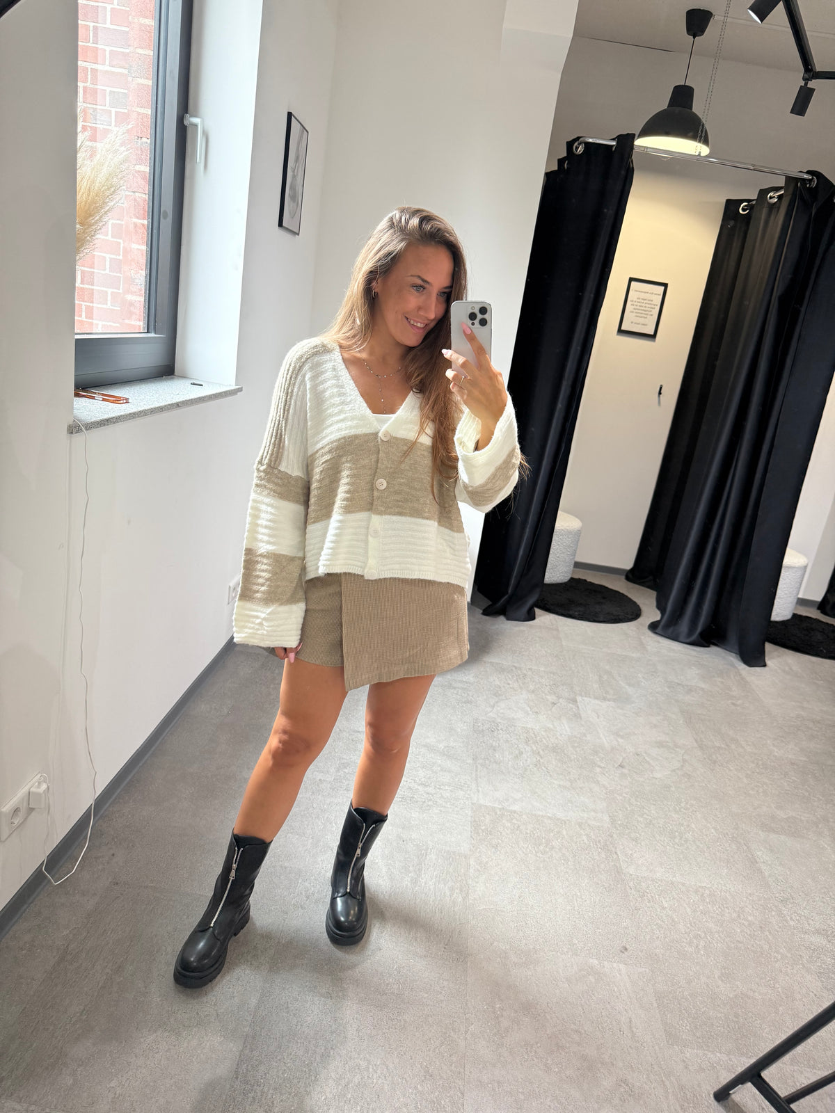 STRICKJACKE -4678- BEIGE - Sarahs Modeboutique