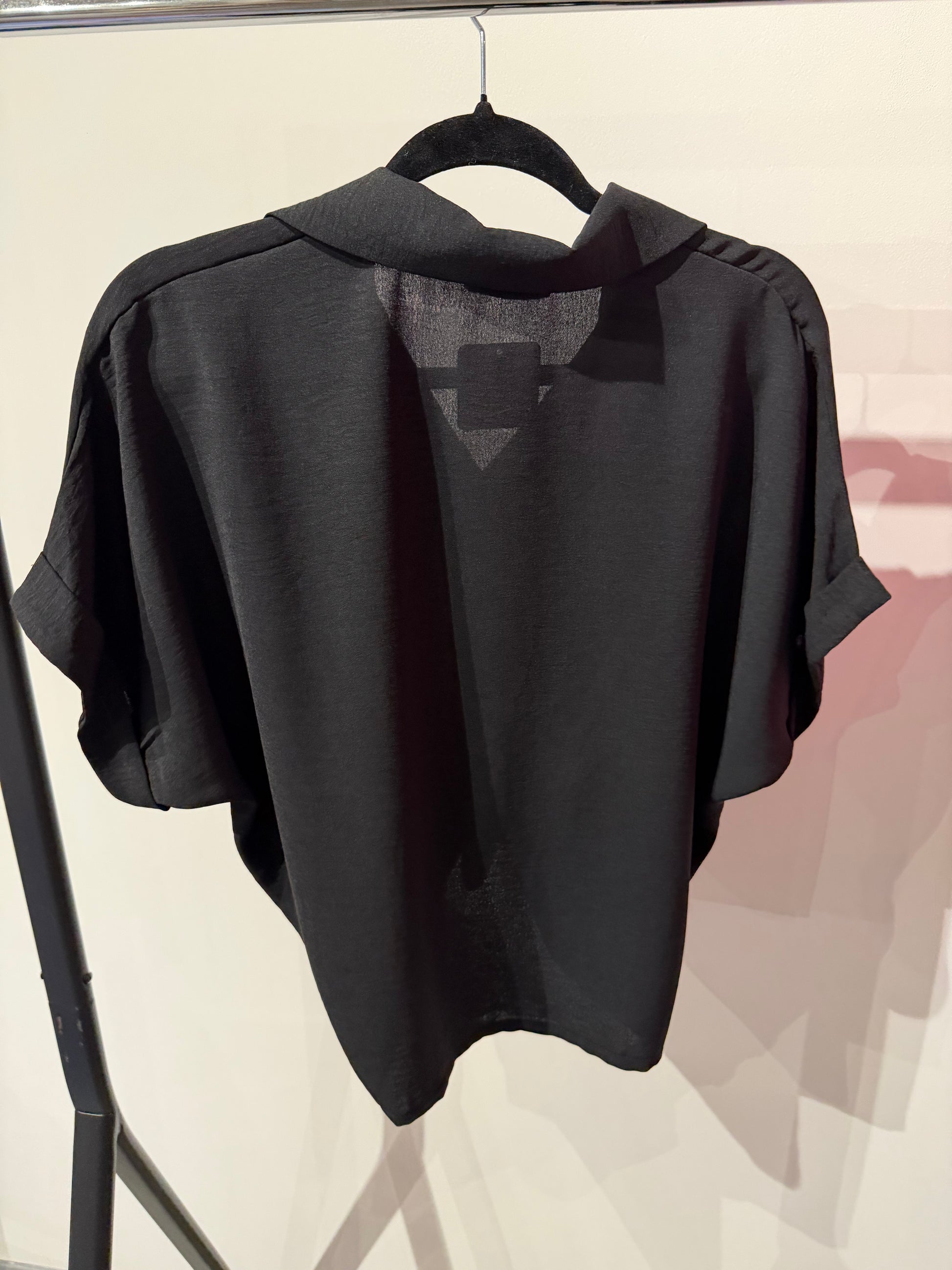 Bluse -919- schwarz - Sarahs Modeboutique