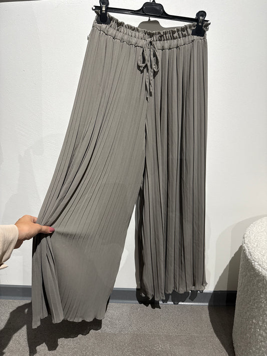Flatterhose -042- taupe