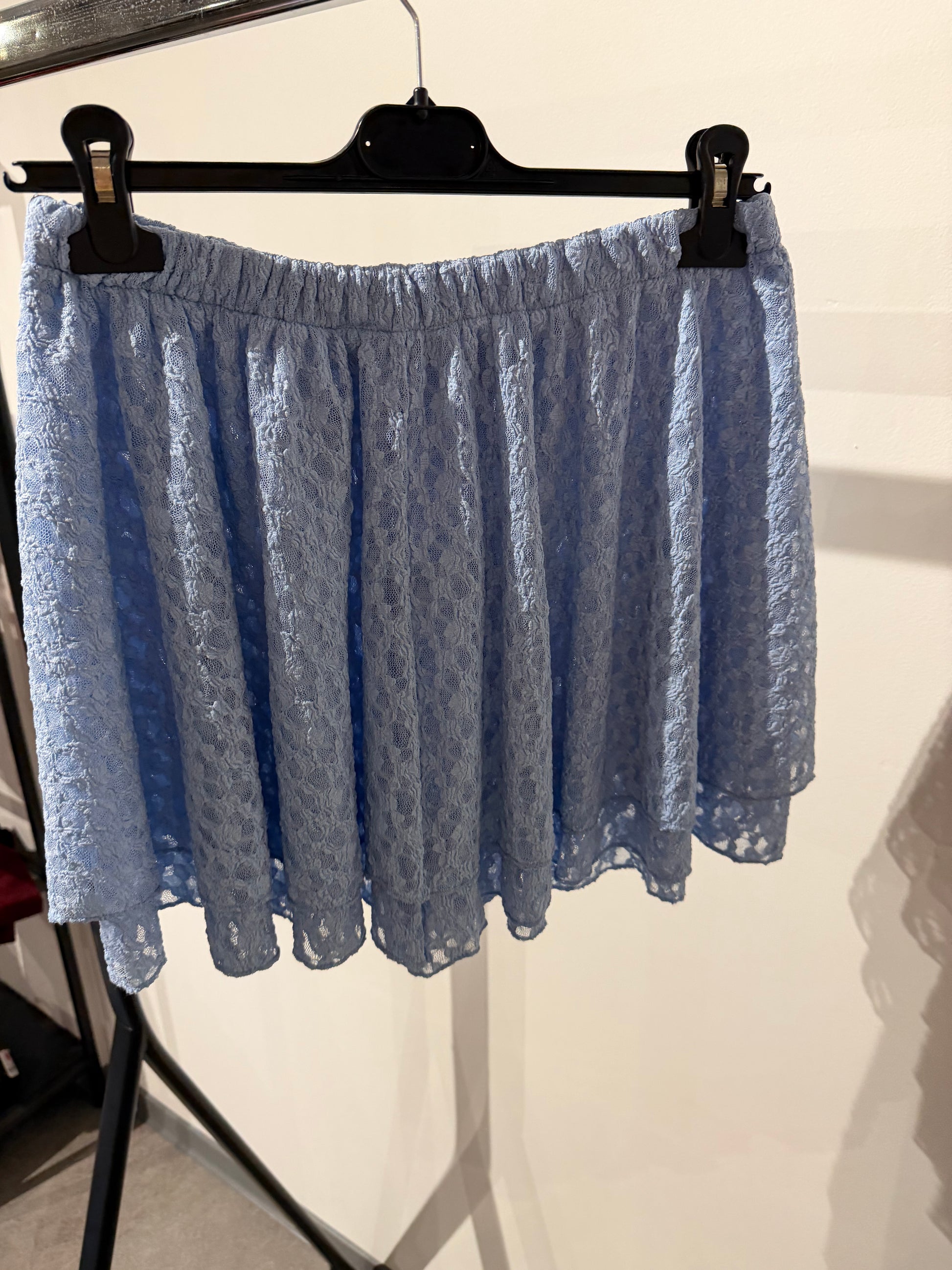HOSENROCK AUS SPITZE hellblau -6892- - Sarahs Modeboutique