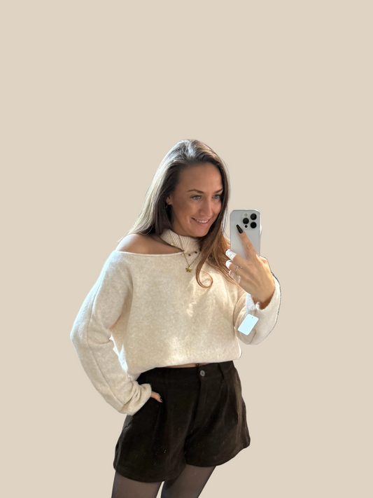 PULLOVER MIT CUT-OUT -9013- CREME