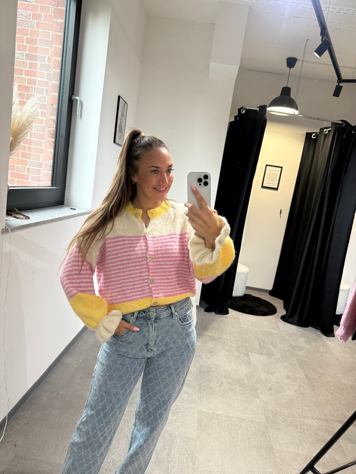 STRICKJACKE -6800- GELB
