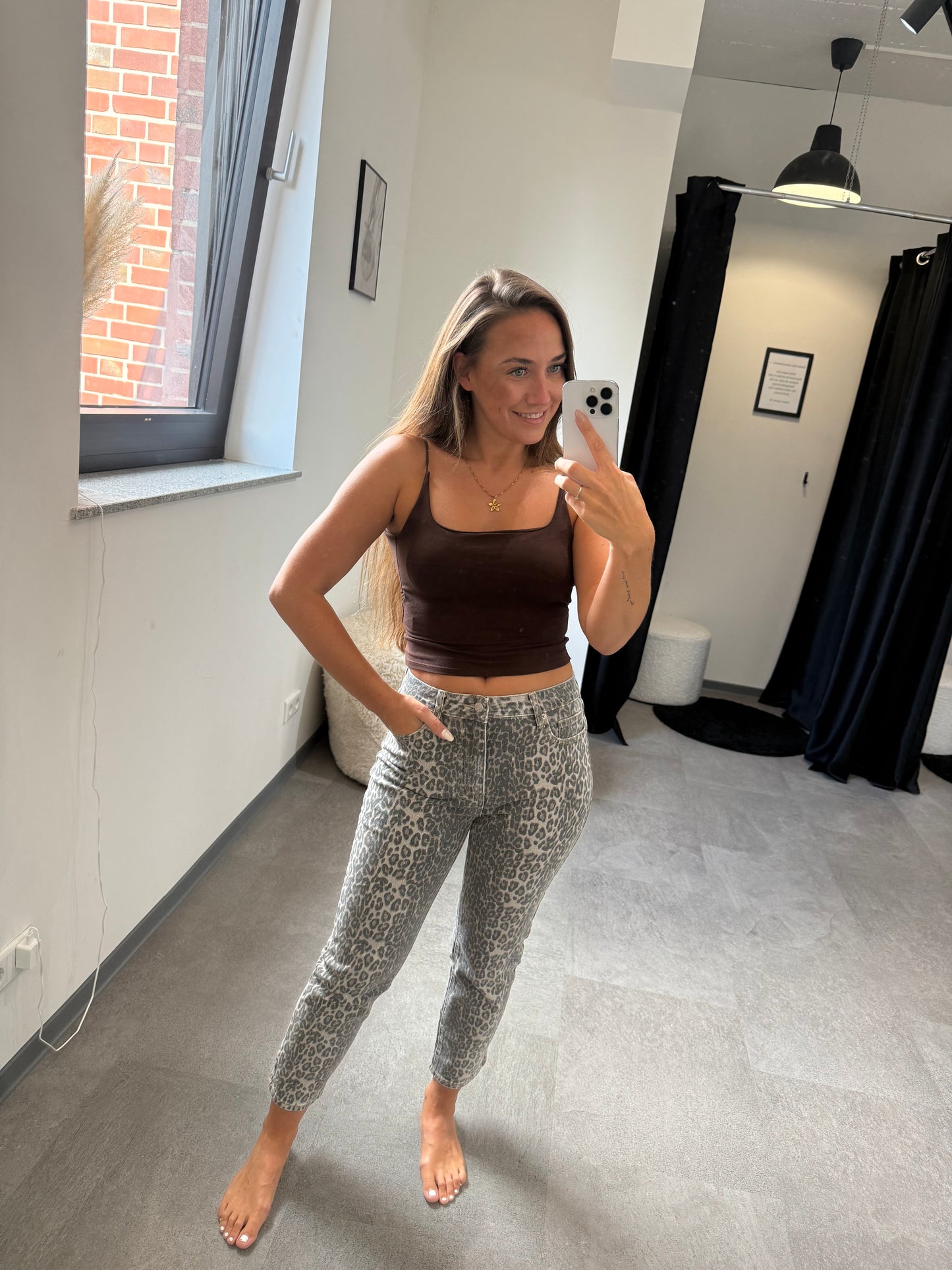 MOM JEANS LEO GRAU AUSGEWASCHEN -4779-