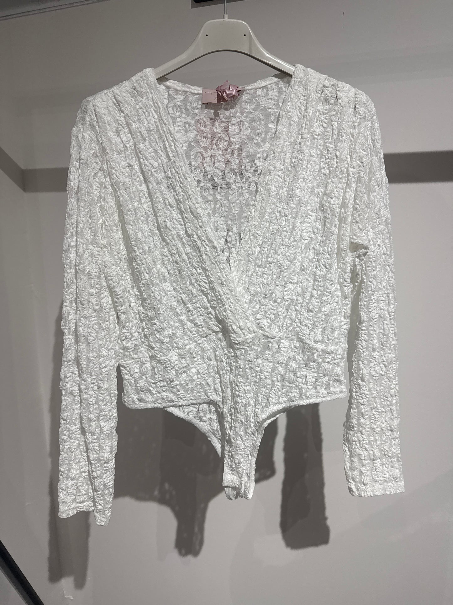 BODY SPITZE WEISS -6888- - Sarahs Modeboutique