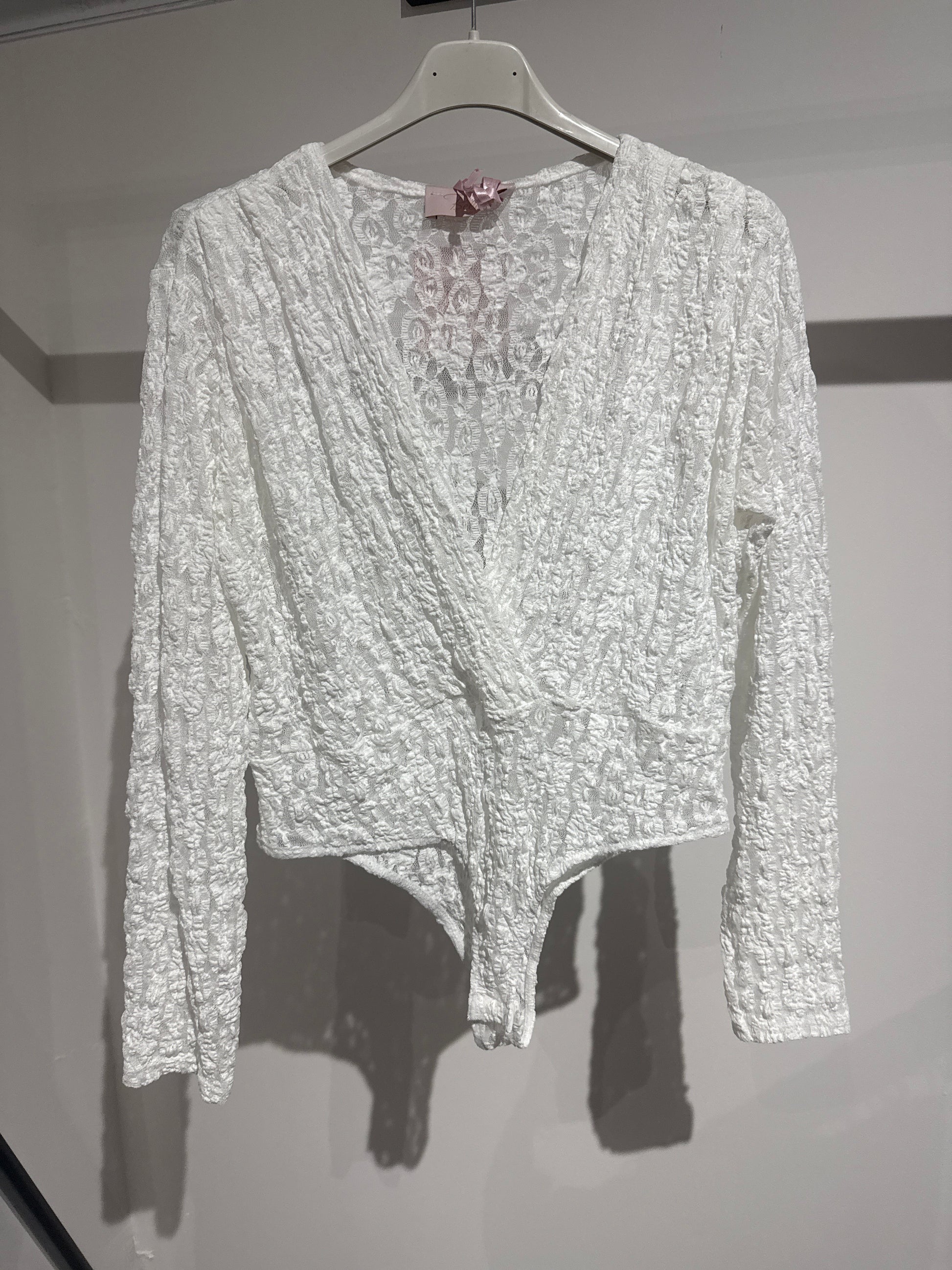 BODY SPITZE WEISS -6888- - Sarahs Modeboutique