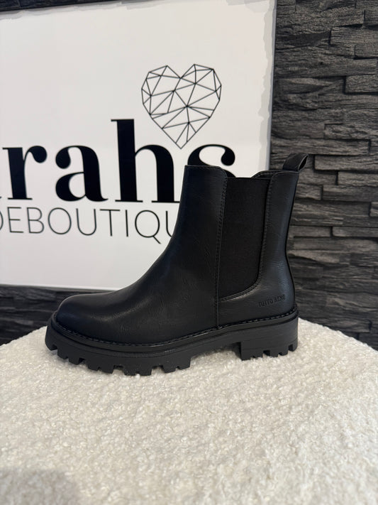 Boots -7779- schwarz