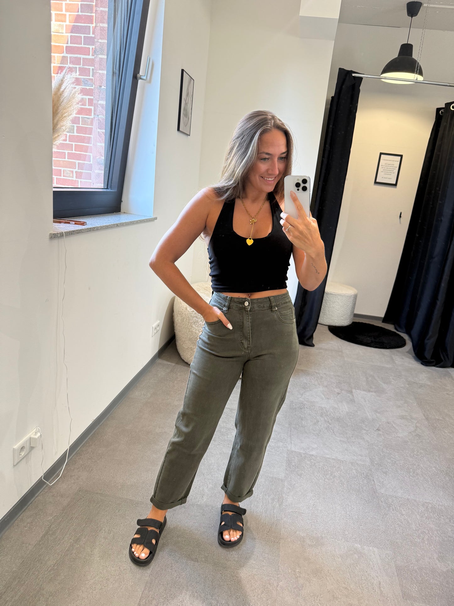 MOM JEANS REDIAL -5899- KHAKI - Sarahs Modeboutique